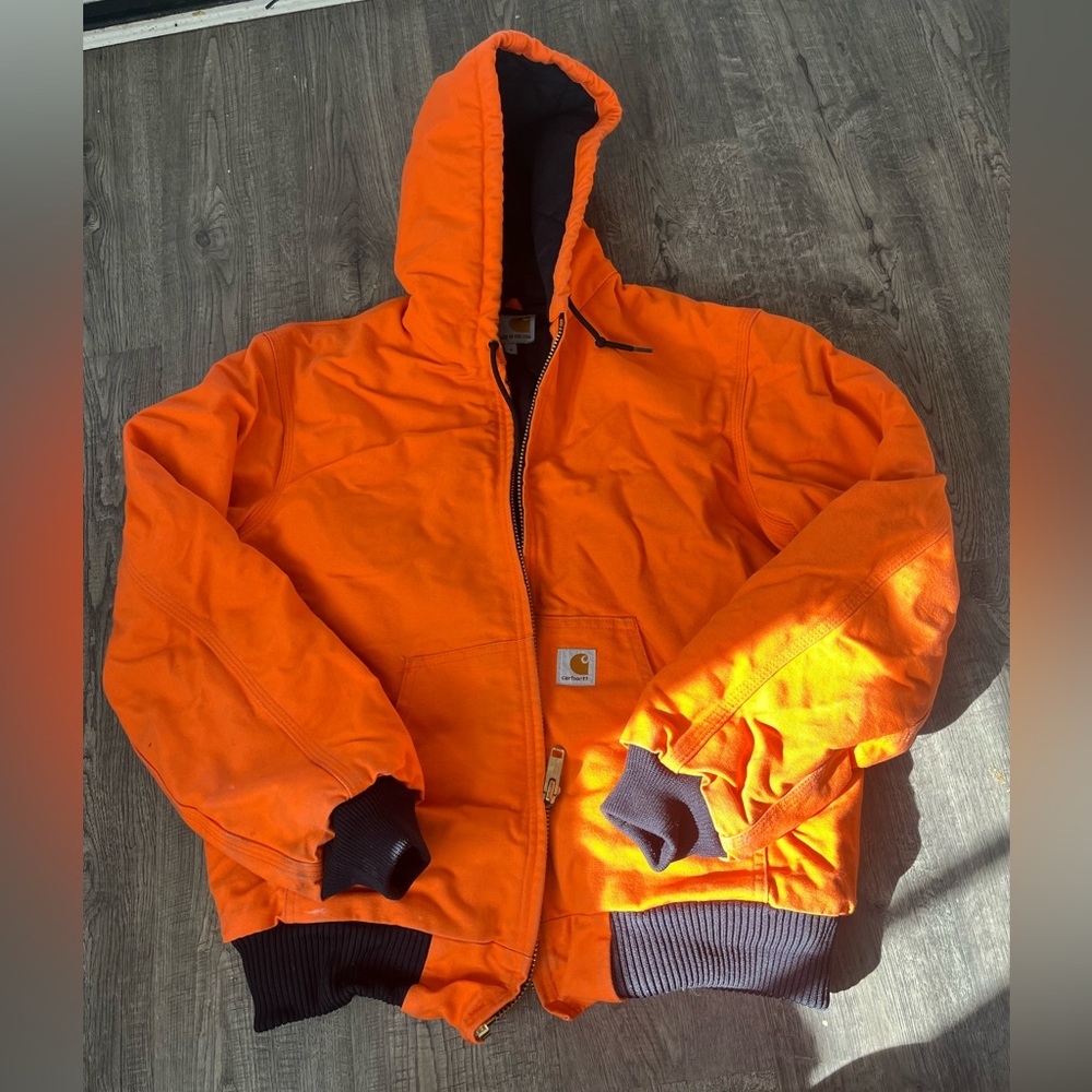 EUC CARHARTT orange canvas men’s Small